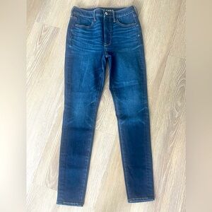 American Eagle Super High Rise Jegging